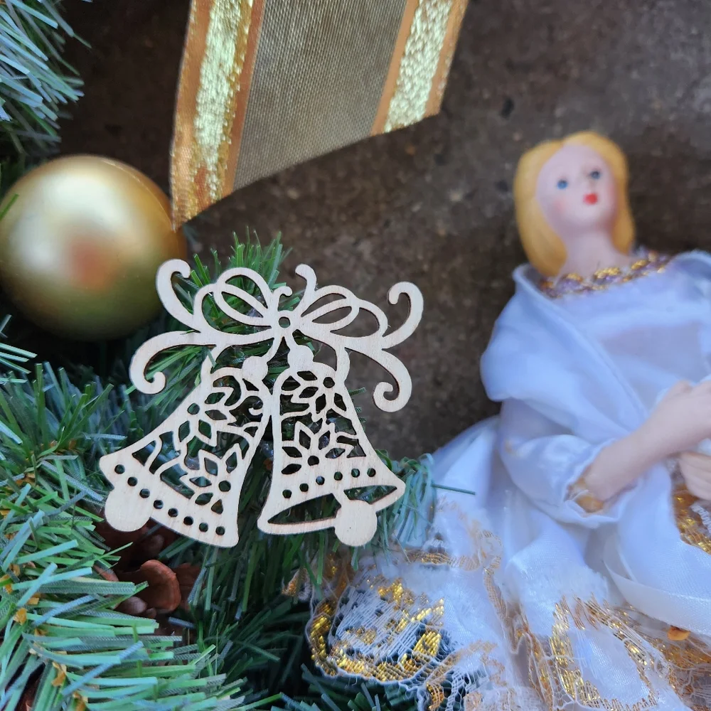 CHRISTMAS angel wooden sing